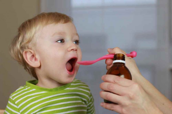 Chọn dạng thuốc dùng cho trẻ em như thế nào?